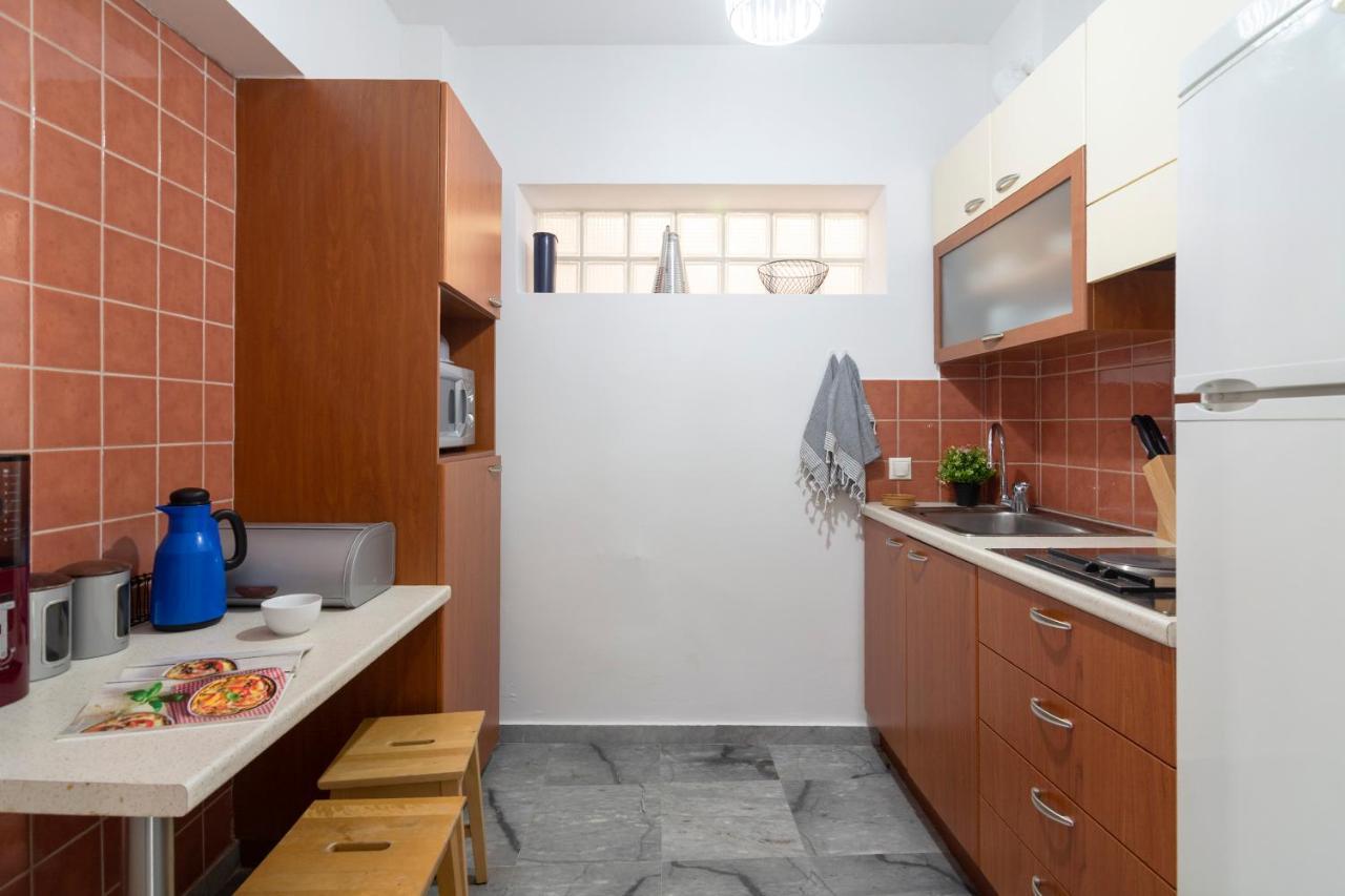 Central 3Bd Apt. Near Acropolis Athen Exterior foto